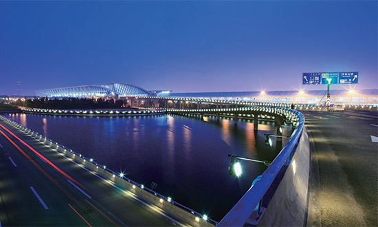 2nd Runway of Shanghai Pudong International Airport was a scheme to ask for an airport from the sea.